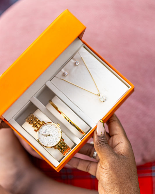 GOLD CURREN 9056 WITH XUPIN NECKLACE